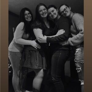 Meet your Posher, Triana